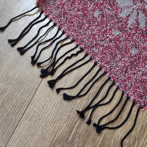 Cejon Italian holiday red knit scarf fringe snowflake poinsettia - Picture 6 of 7